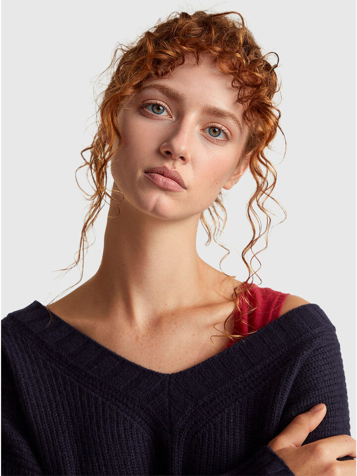 V NECK SWEATER L/S Women image number 4